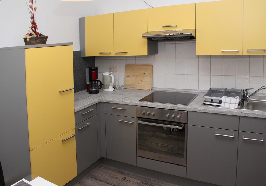 Weinstube Schwarzamsel Apartamento Speyer Exterior foto